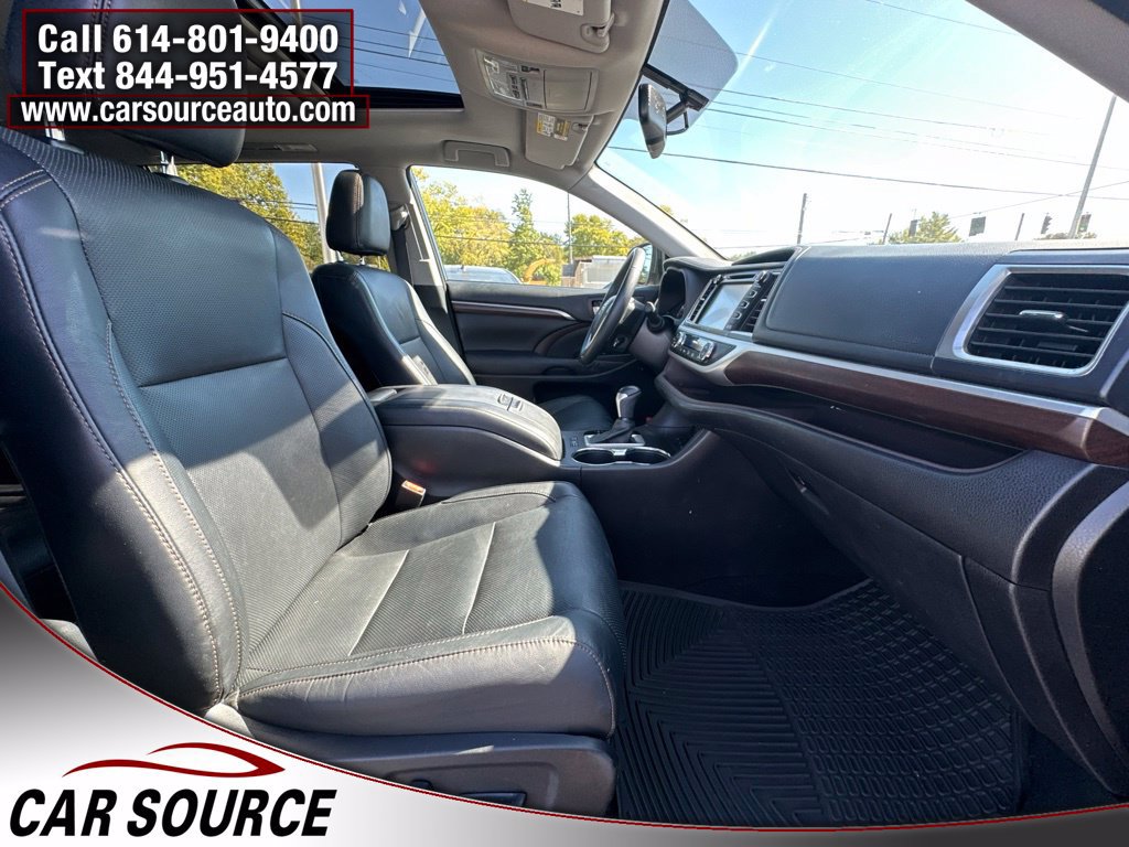 Used 2016 Toyota Highlander Limited AWD/4WD image 33