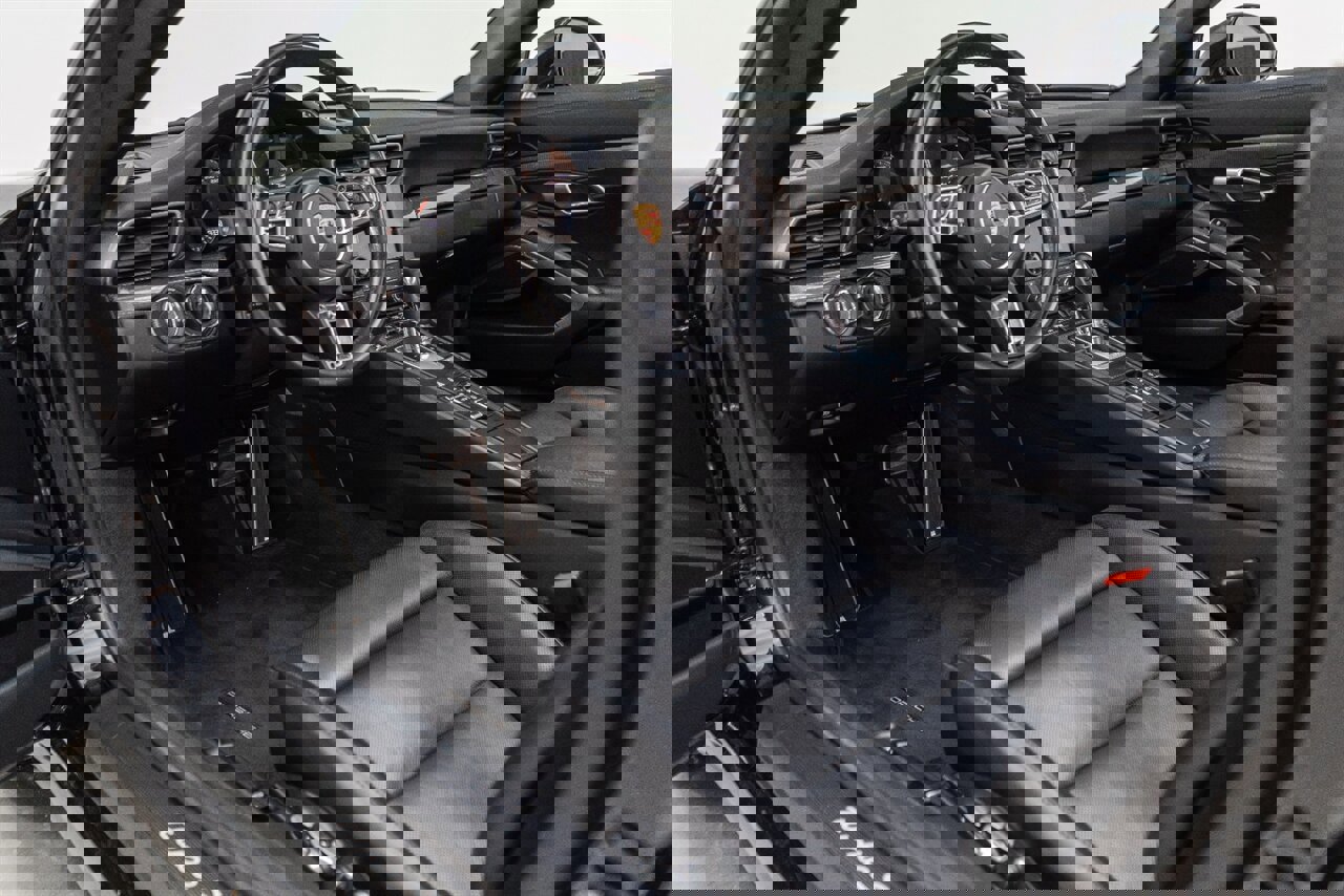 Used 2019 Porsche 911 Turbo S image 83