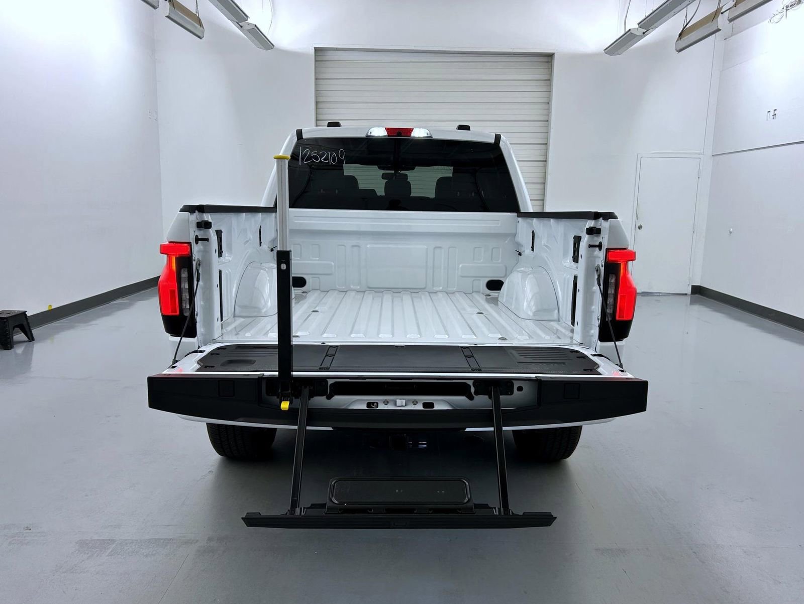 New 2025 Ford F150 Lightning Flash image 21