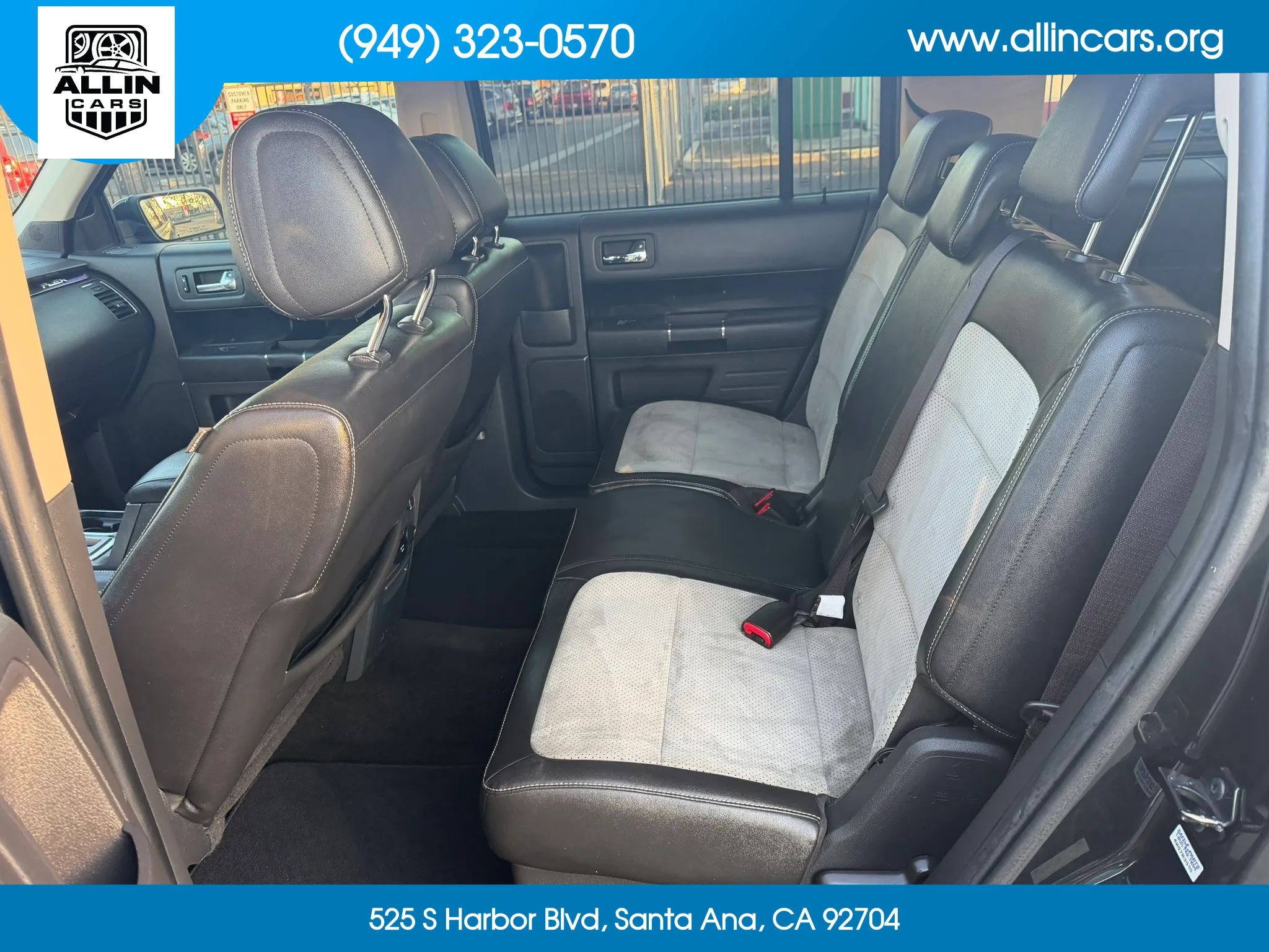 Used 2011 Ford Flex Titanium FWD image 14