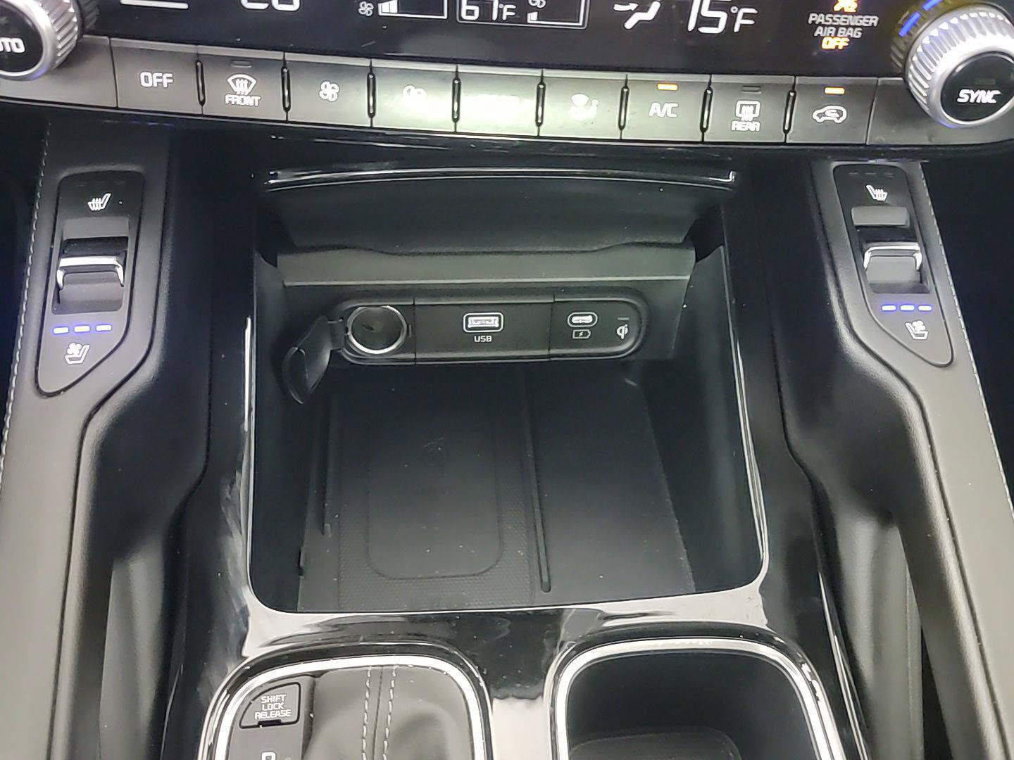 Certified 2025 Kia Telluride SX w/ SX Captain's Chair Package AWD/4WD image 34
