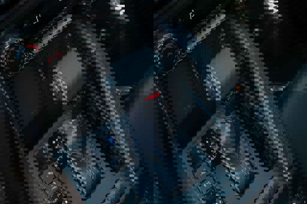 Used 2025 Toyota Tacoma TRD Sport w/ TRD Sport Upgrade Package image 24