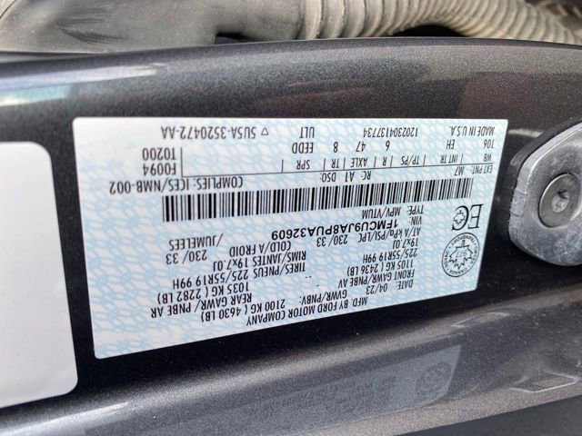Used 2023 Ford Escape Platinum AWD/4WD image 25