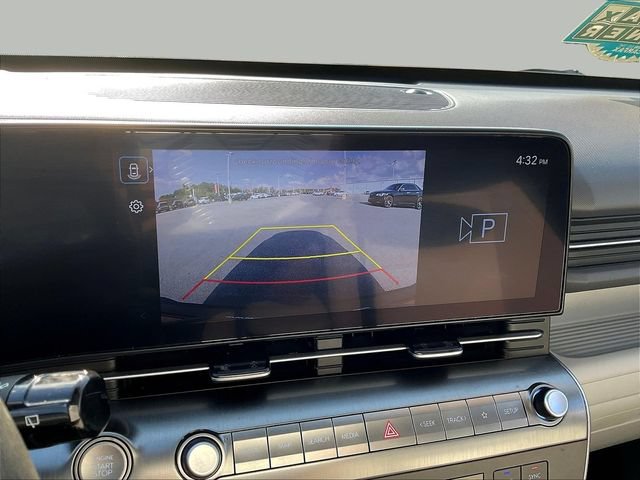 Used 2025 Hyundai Kona SEL FWD image 16
