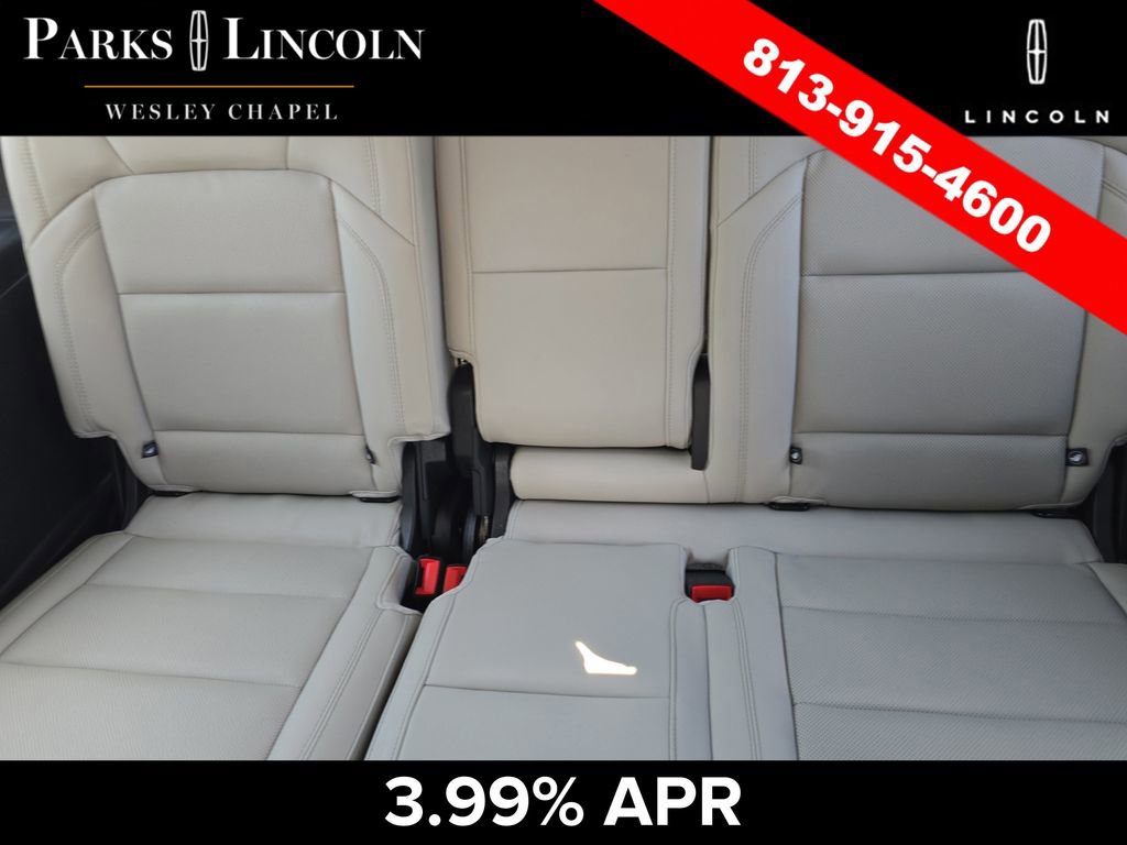 Used 2025 Lincoln Navigator Reserve image 17