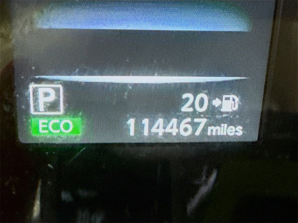 Used 2017 Nissan Rogue SV image 4