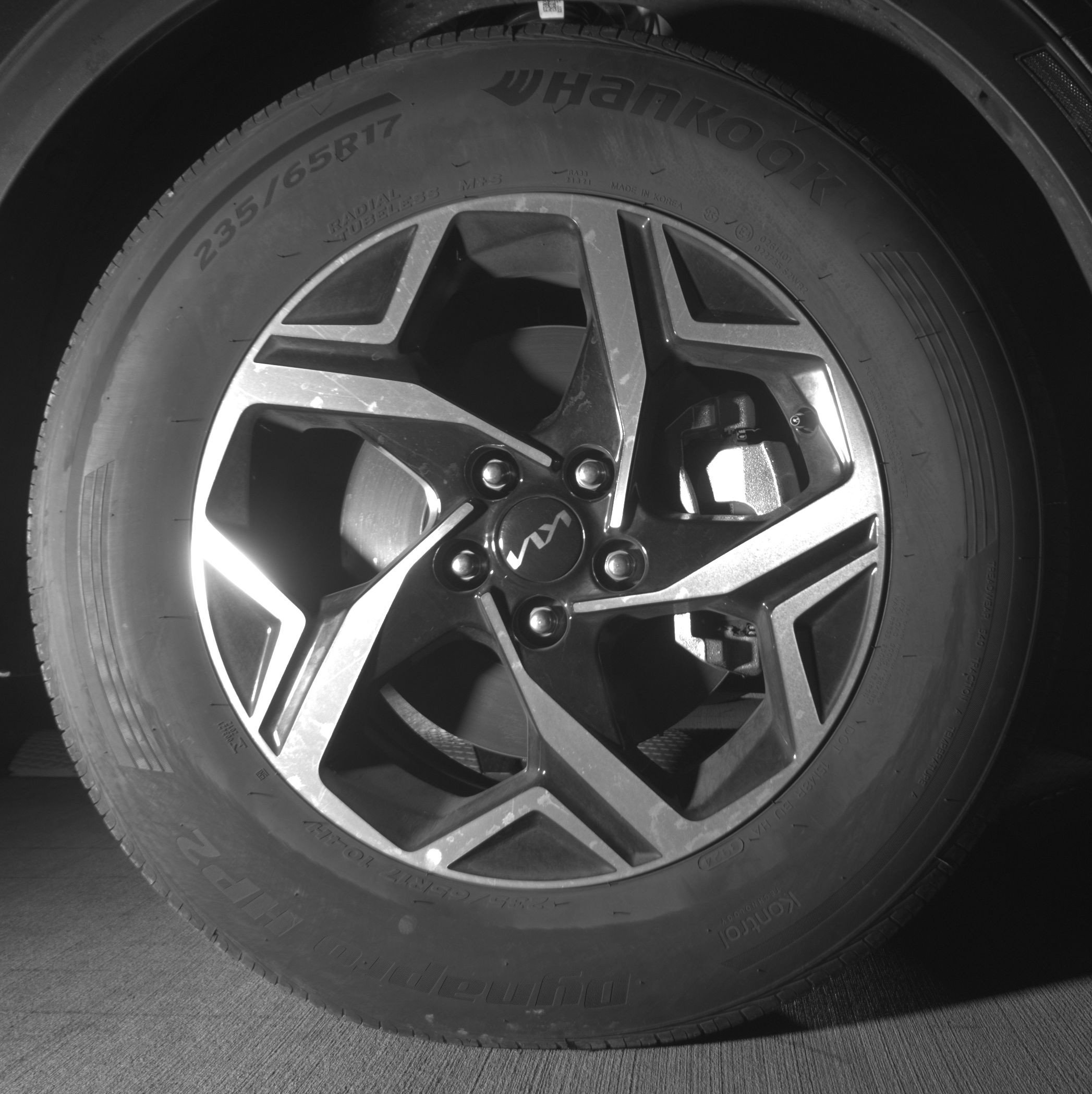 Used 2025 Kia Sportage LX image 13