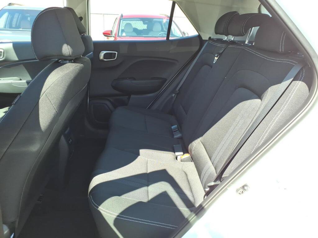 New 2026 Hyundai Venue SEL FWD image 5