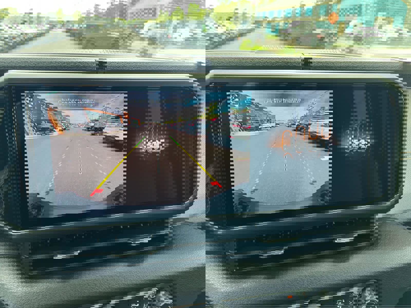 New 2025 Jeep Gladiator Sport image 17