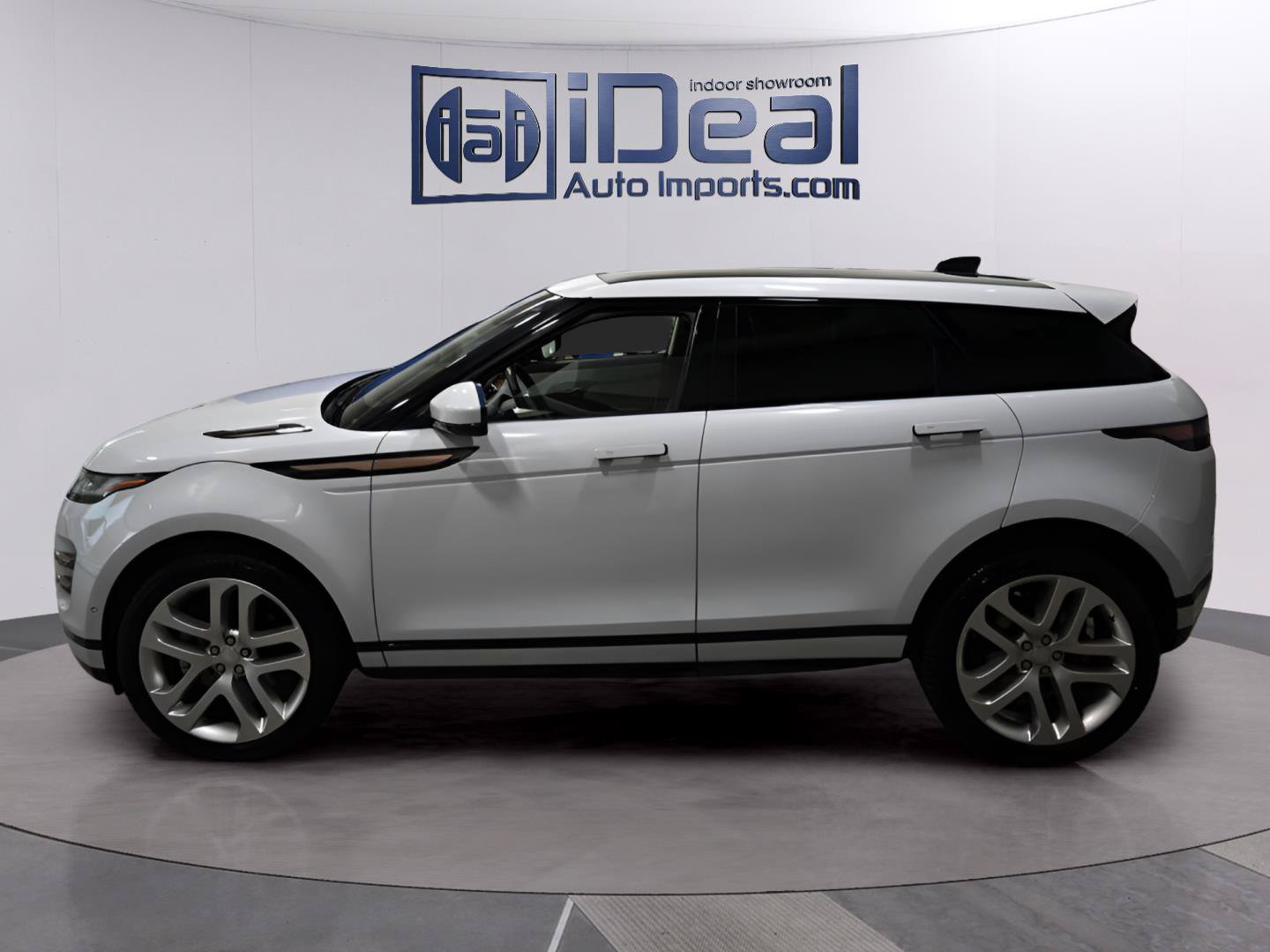 Used 2020 Land Rover Range Rover Evoque R-Dynamic HSE AWD/4WD image 2