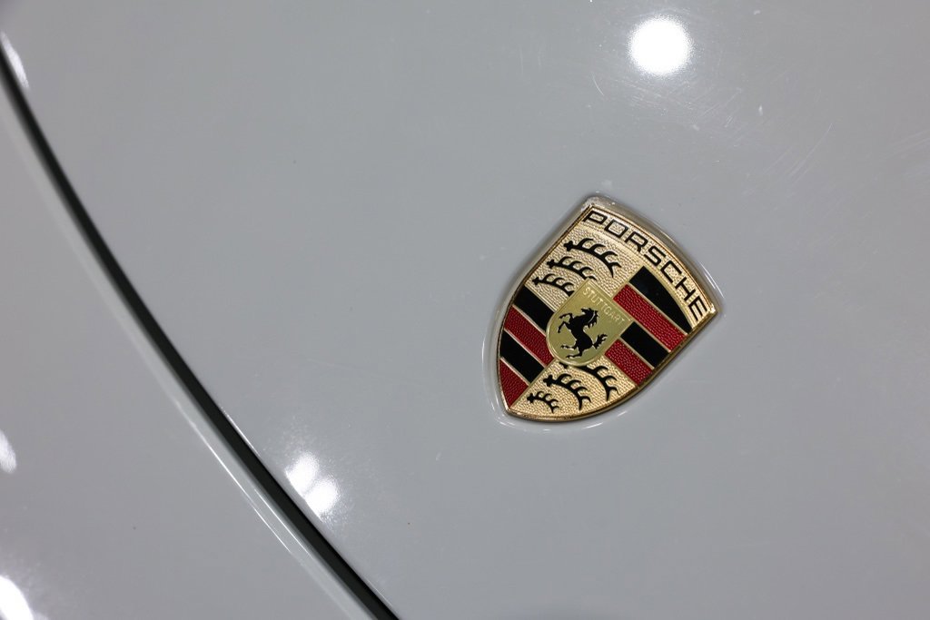 Used 2018 Porsche 911 Targa 4S image 10