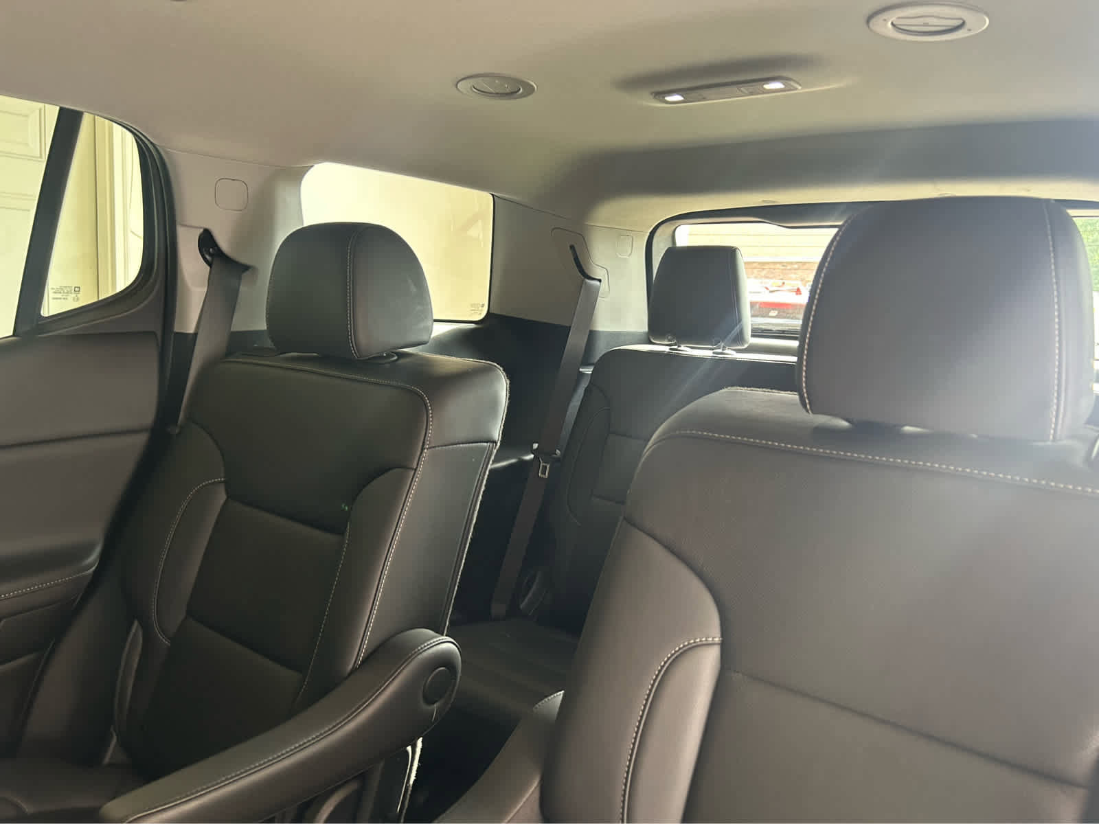 Used 2023 GMC Acadia SLT w/ Elevation Edition image 26