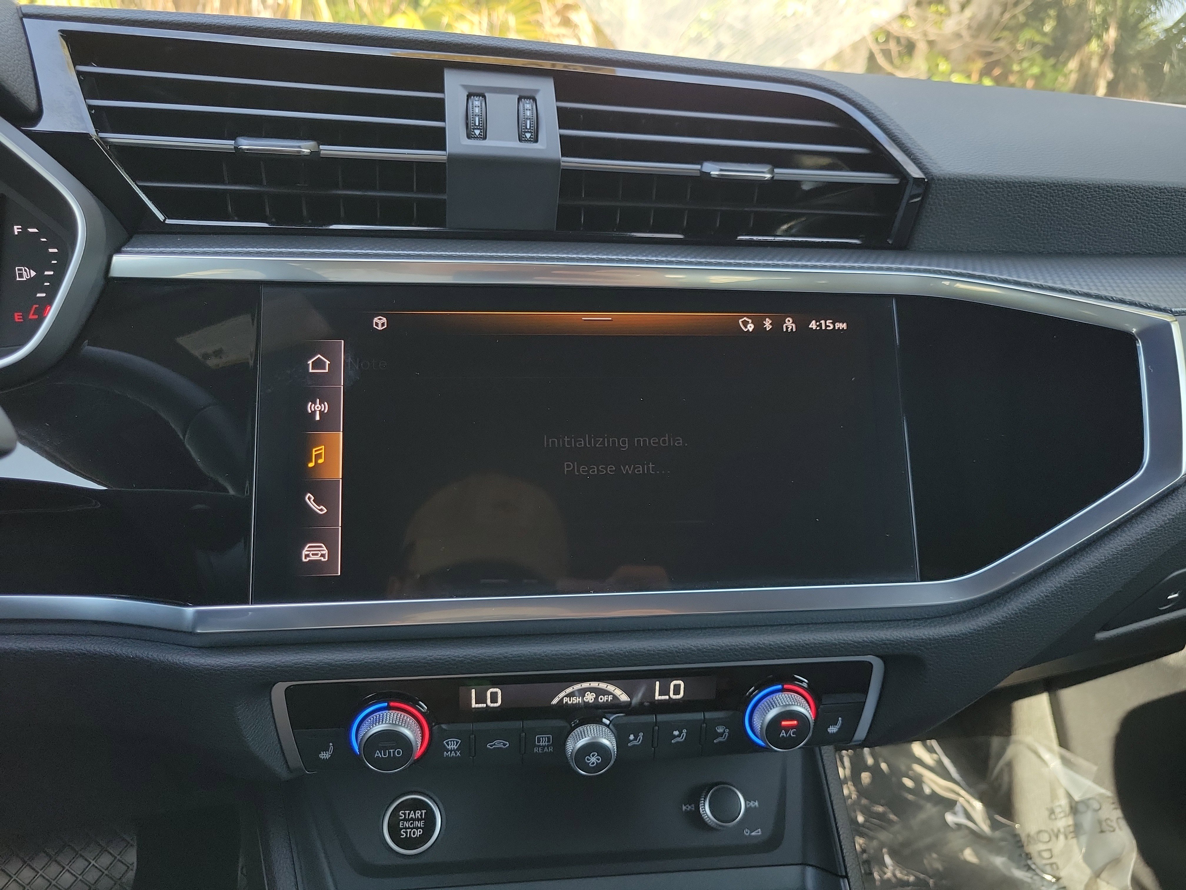 Used 2025 Audi Q3 2.0T Premium w/ Convenience Package image 25