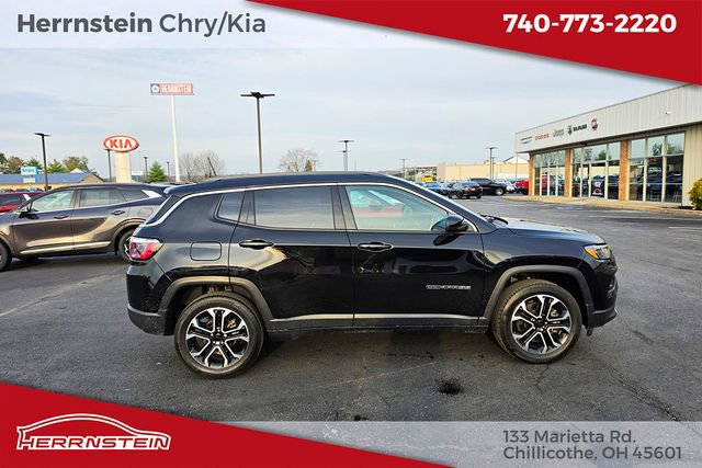 Used 2023 Jeep Compass Limited w/ Sun and Sound Group image 28