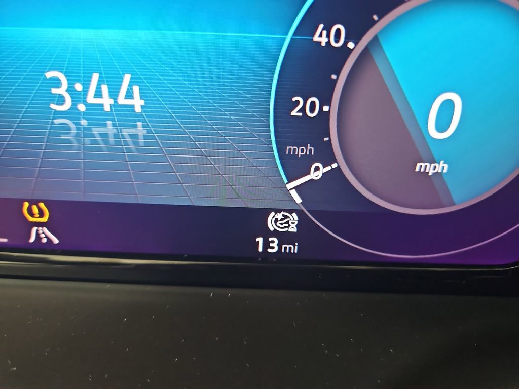 New 2026 Volkswagen Atlas Cross Sport SE image 16