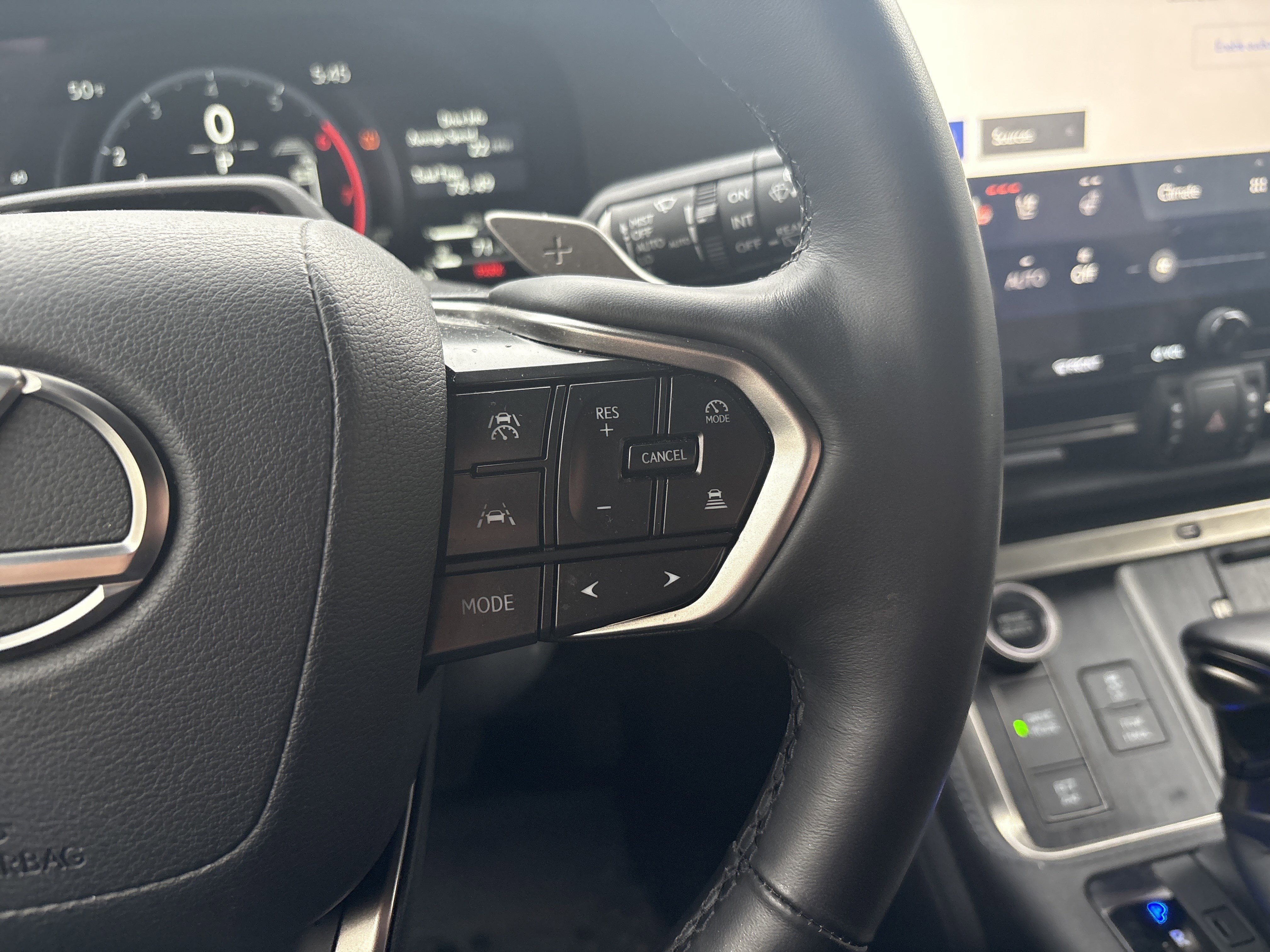 Certified 2024 Lexus GX 550 w/ Accessory Package (31) AWD/4WD image 20