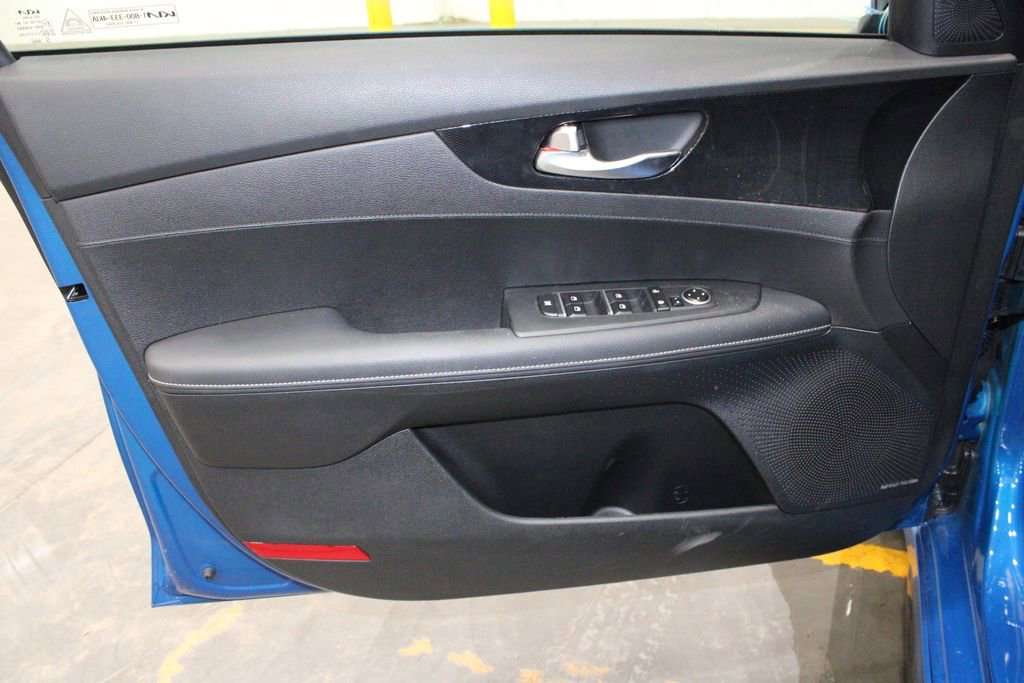 Used 2022 Kia Forte GT-Line w/ GT-Line Premium Package image 14