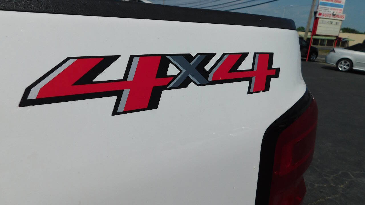 Used 2018 Chevrolet Silverado 2500 W/T image 18
