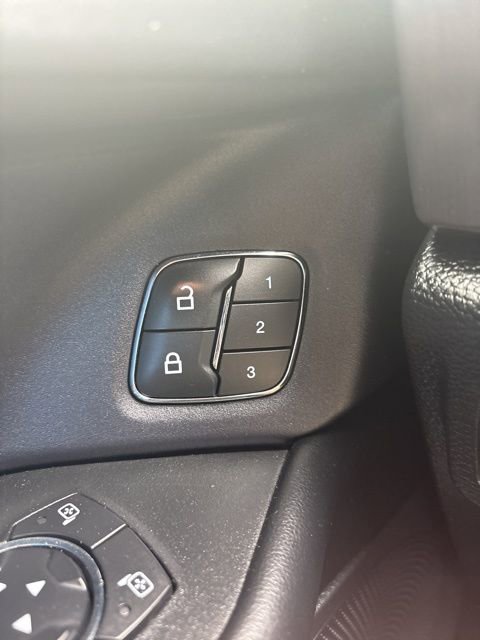 Used 2021 Ford Expedition Max Platinum AWD/4WD image 19