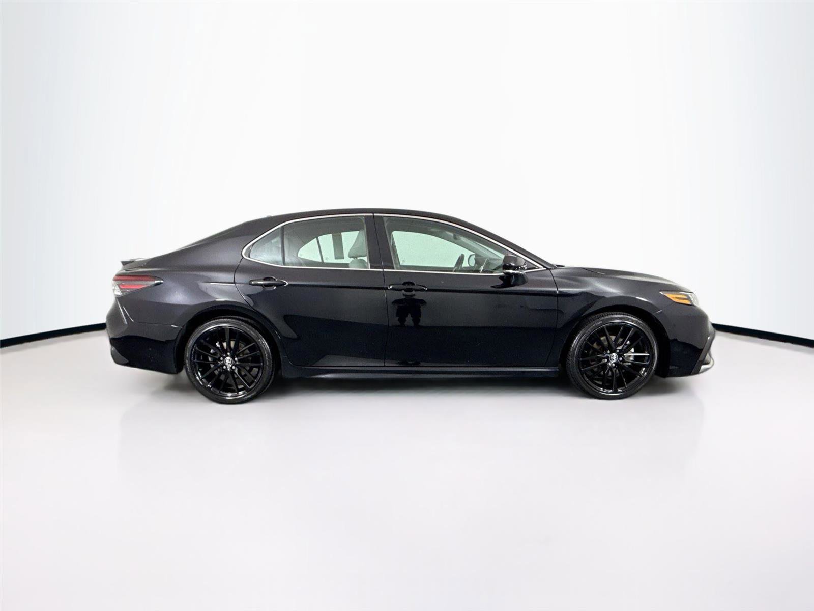 Certified 2023 Toyota Camry XSE FWD image 10