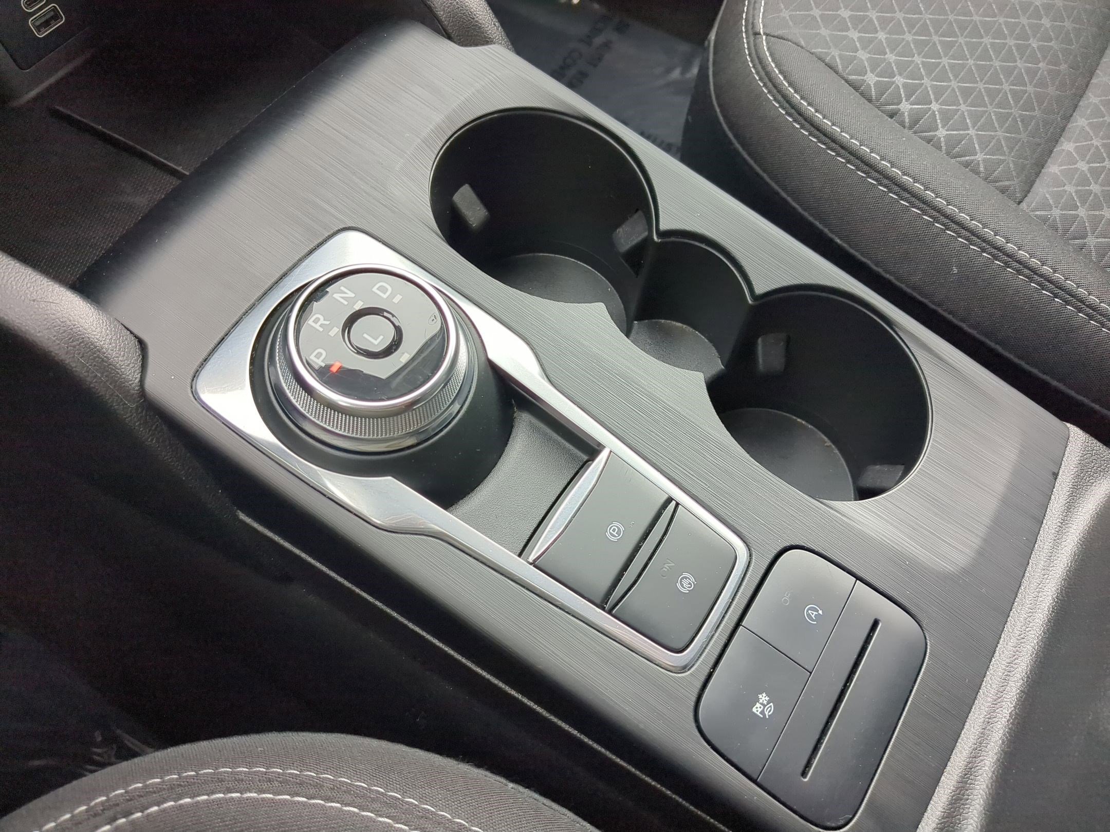 Used 2025 Ford Escape Active image 25