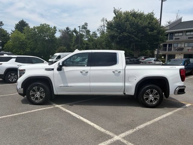 Used 2025 GMC Sierra 1500 SLT AWD/4WD image 4
