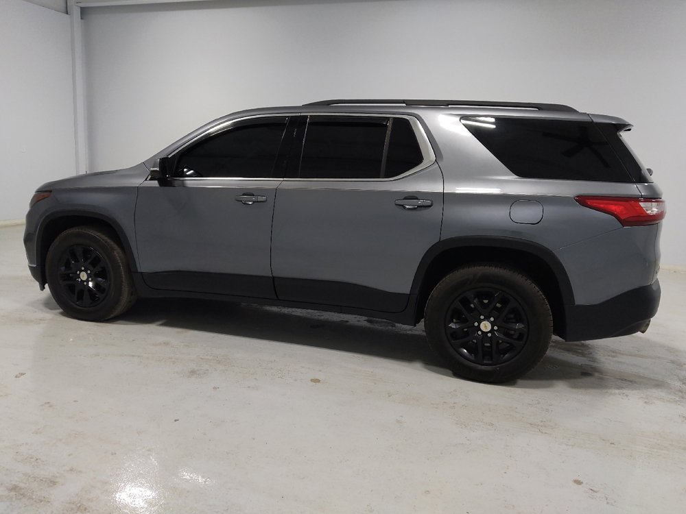 Used 2020 Chevrolet Traverse LT image 3