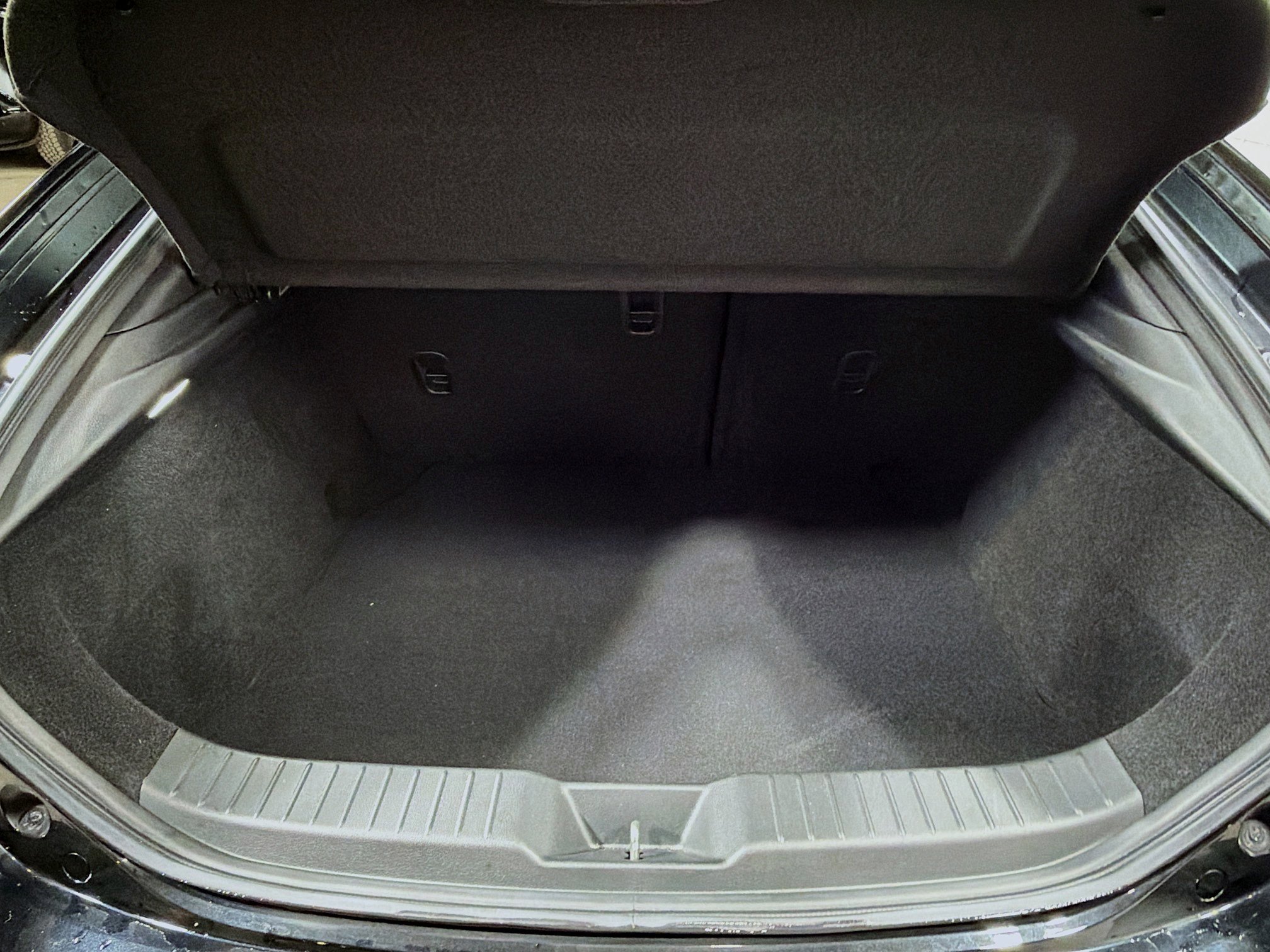 Used 2021 MAZDA MAZDA3 s image 11