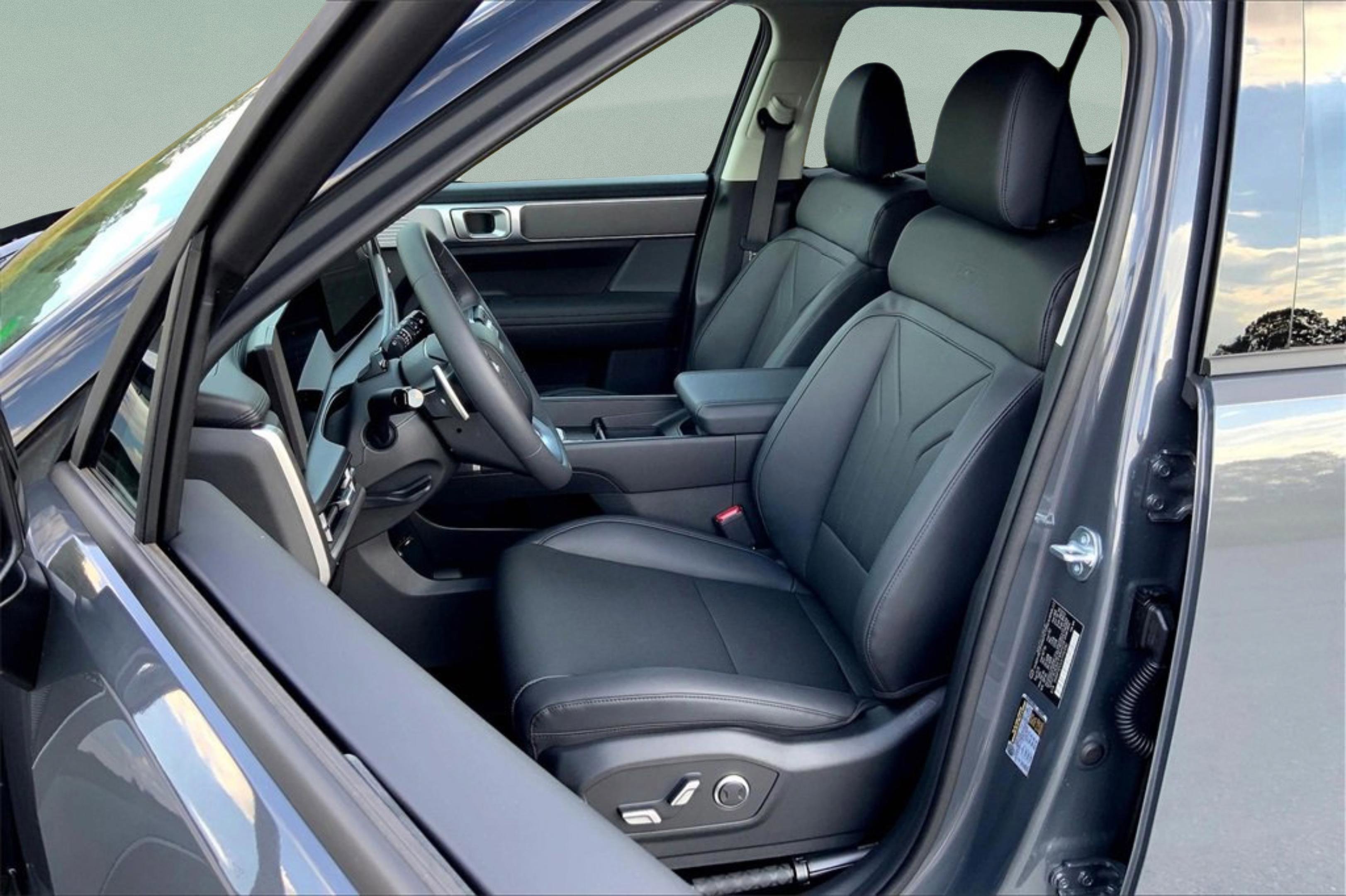 New 2026 Hyundai Santa Fe XRT AWD/4WD image 12