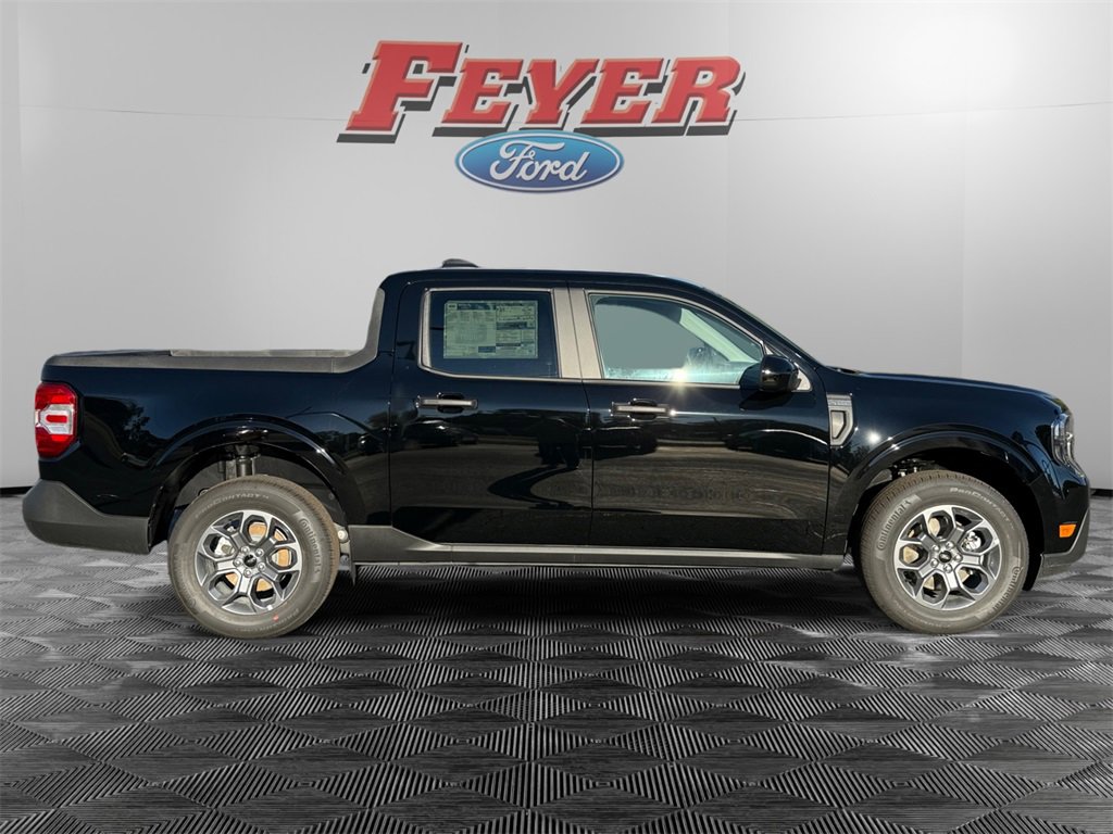 New 2025 Ford Maverick XLT w/ XLT Luxury Package image 6