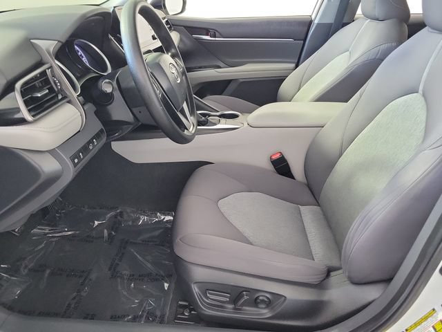 Used 2022 Toyota Camry LE FWD image 19