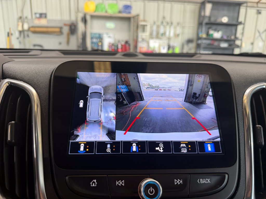 Used 2024 Chevrolet Equinox LT AWD/4WD image 21