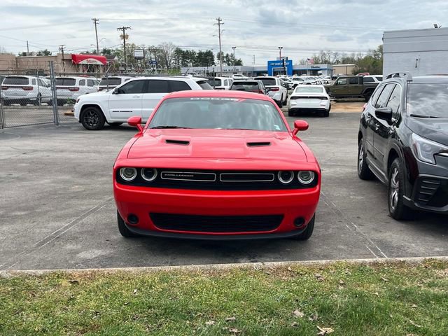 Used 2019 Dodge Challenger SXT image 7
