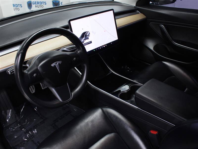 Used 2018 Tesla Model 3 Long Range AWD/4WD image 7