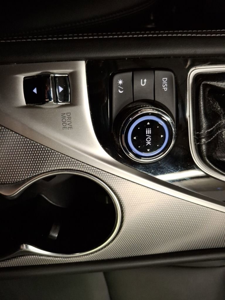 Used 2015 INFINITI Q50 Premium w/ Cargo Package image 26