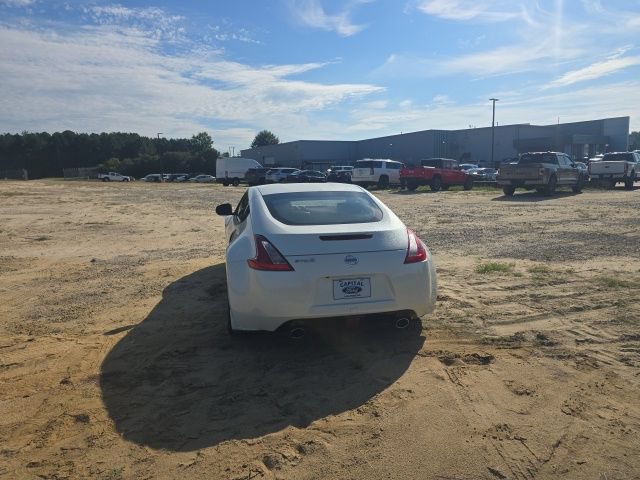 Used 2020 Nissan 370Z Coupe RWD image 7