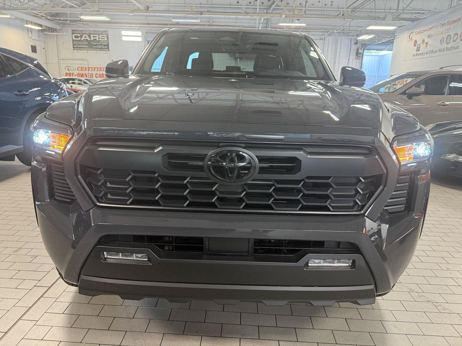 Used 2026 Toyota Tacoma TRD Off-Road AWD/4WD image 38