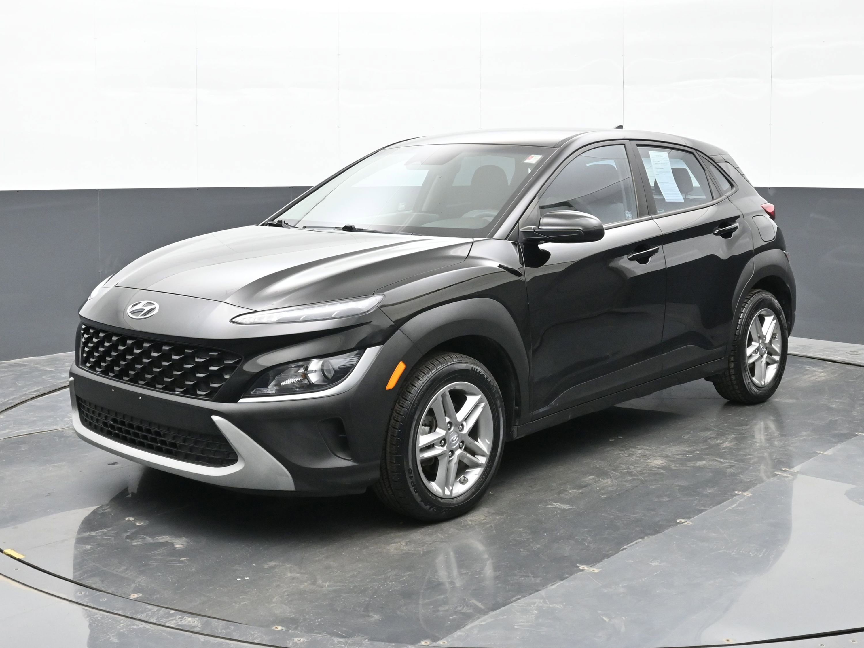 Certified 2022 Hyundai Kona SE image 8