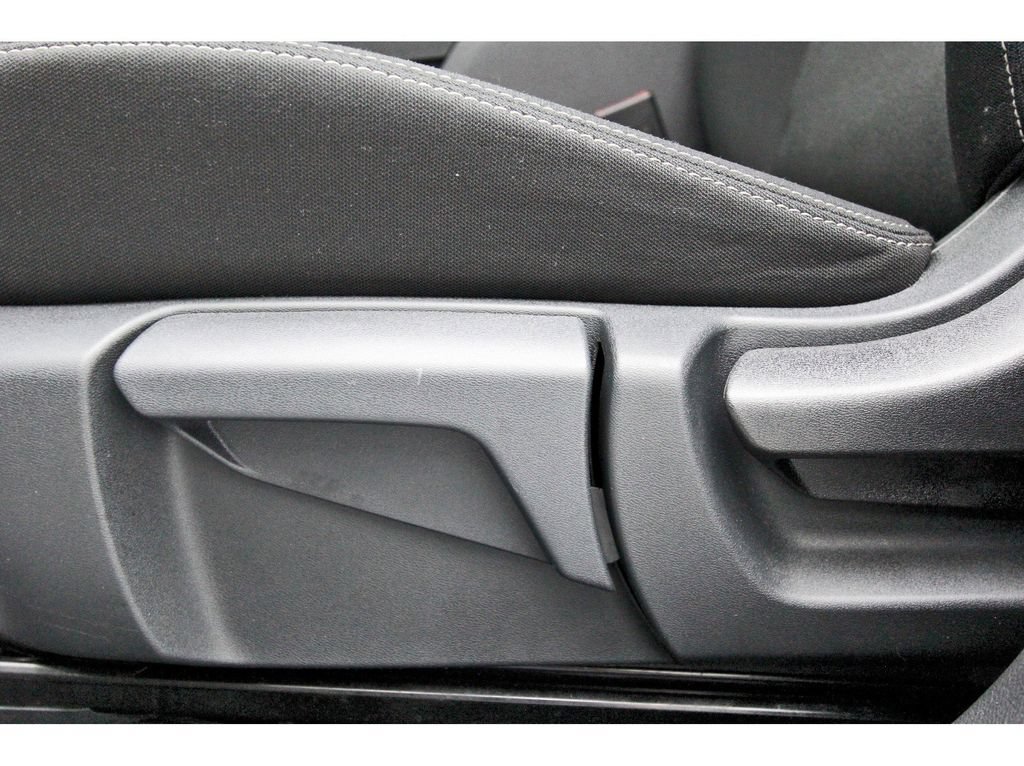 Certified 2025 Nissan Rogue S FWD image 26