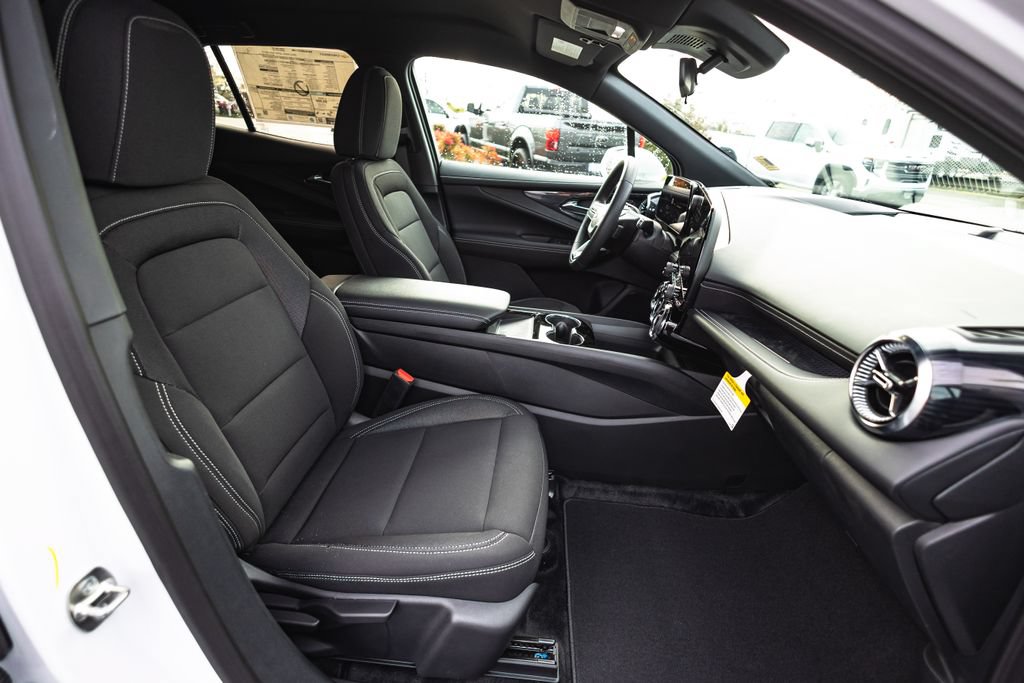 New 2026 Chevrolet Blazer EV LT AWD/4WD image 30