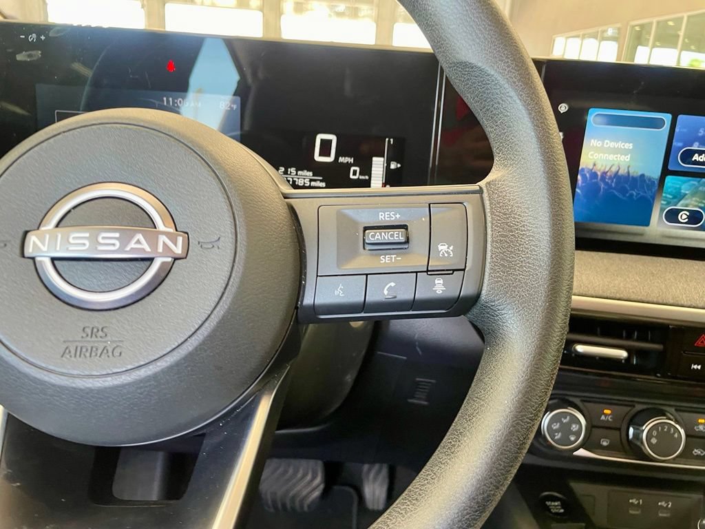 Certified 2025 Nissan Kicks SV FWD image 14