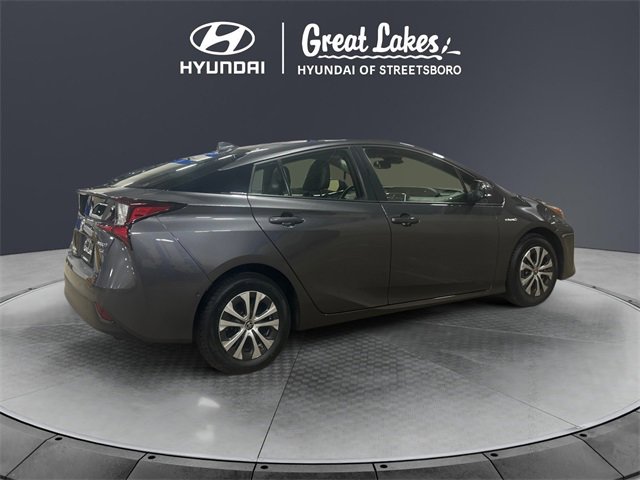 Used 2021 Toyota Prius XLE image 5