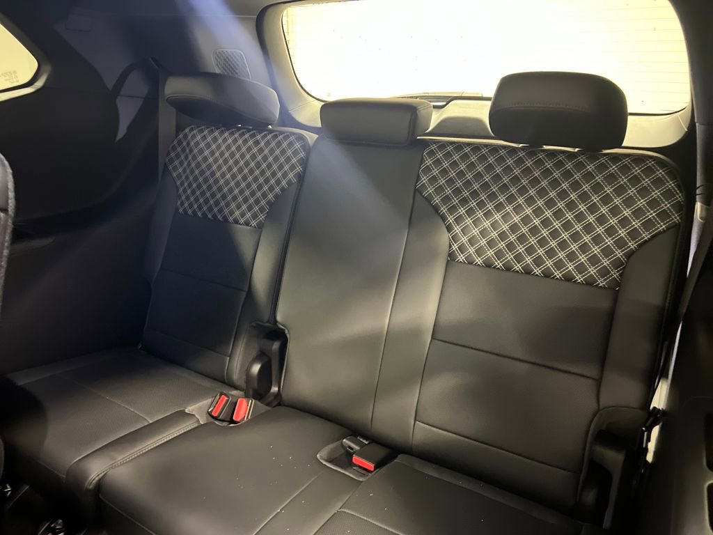 New 2026 GMC Acadia Denali w/ Super Cruise Package image 14