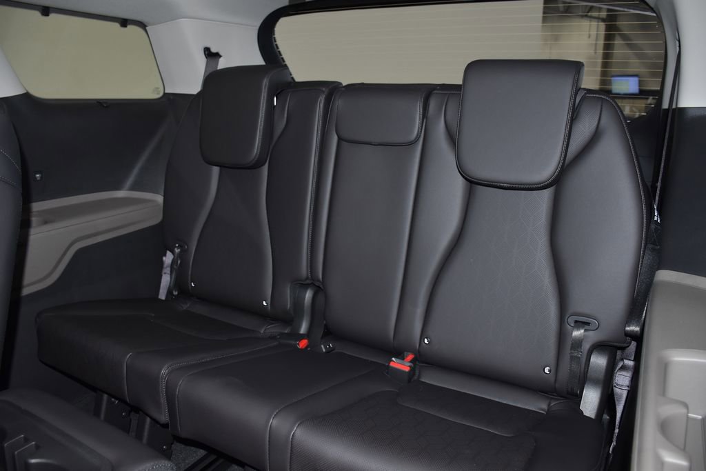 New 2026 Kia Carnival EX image 29