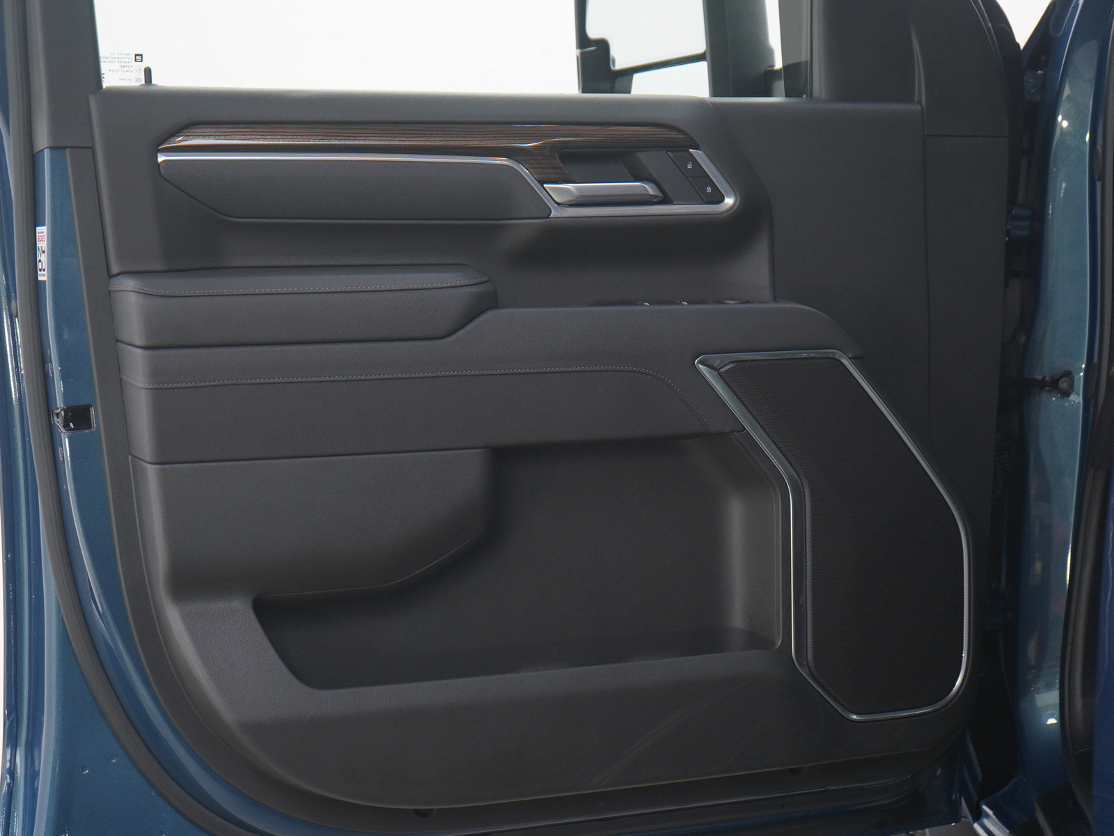 Used 2025 Chevrolet Silverado 2500 LT w/ Trail Boss Package image 21