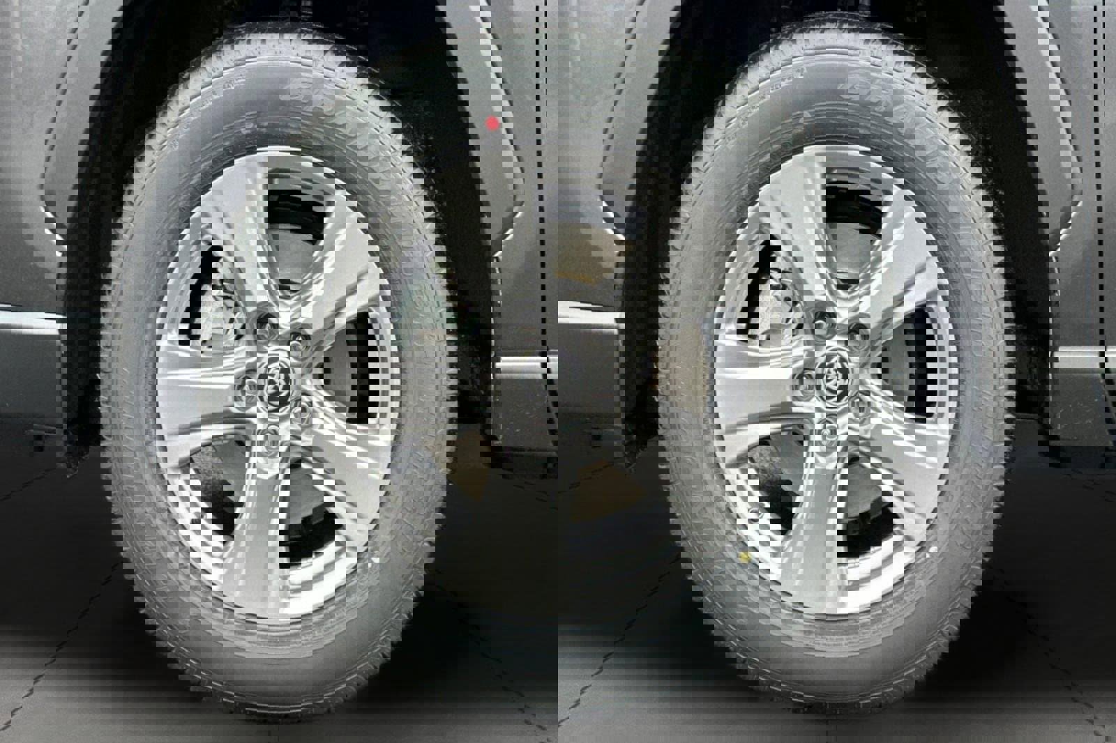 New 2025 Toyota RAV4 XLE image 33