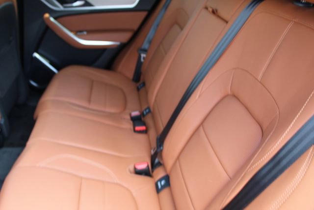 New 2026 Jaguar F-PACE R-Dynamic S image 4