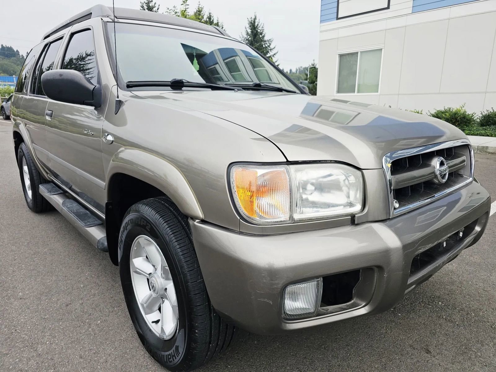 Used 2004 Nissan Pathfinder SE w/ (POP) SE Popular Pkg image 7