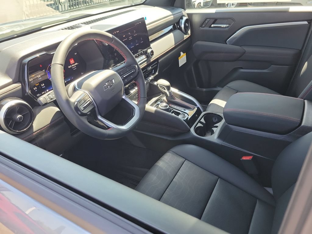 New 2026 Chevrolet Colorado Z71 w/ Technology Package AWD/4WD image 3