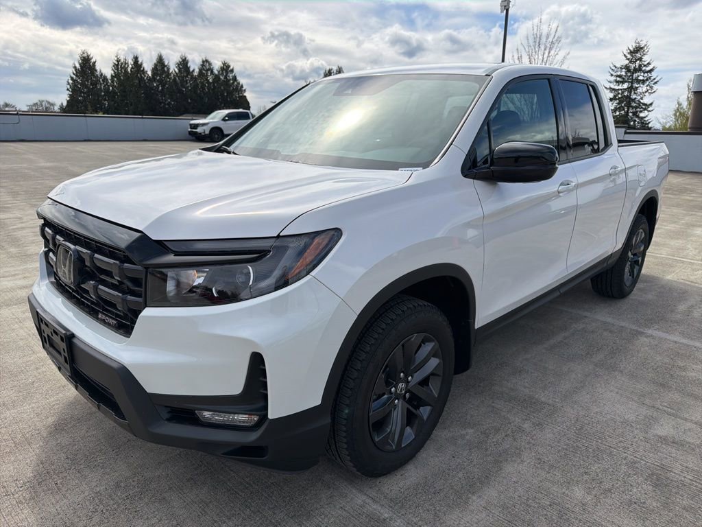 Used 2024 Honda Ridgeline Sport image 1